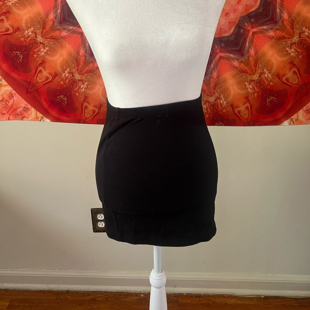 Elegant Black Women's Skirt